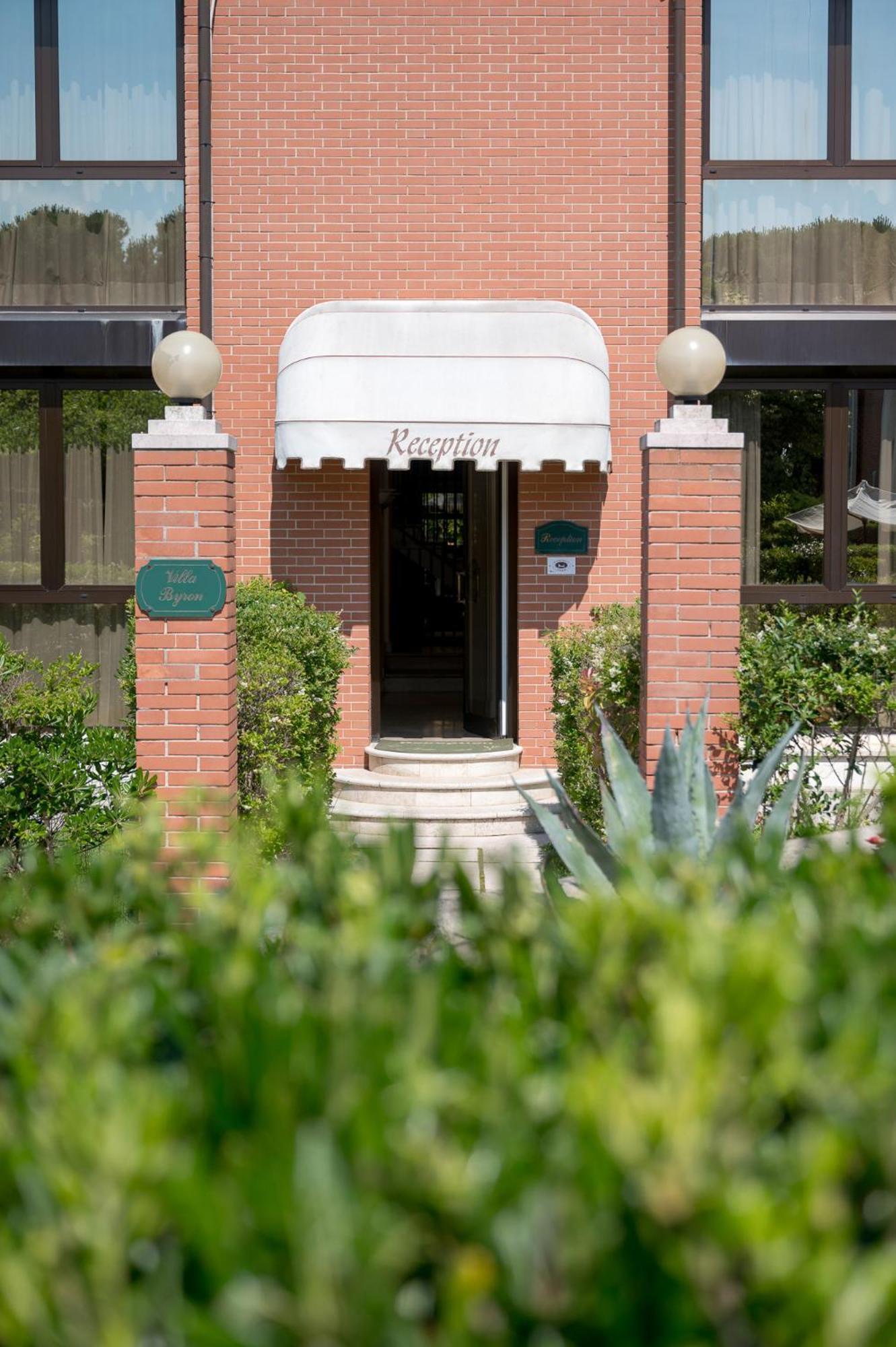 Db Villas Le Ville Del Lido Resort Lido di Venezia Exterior foto