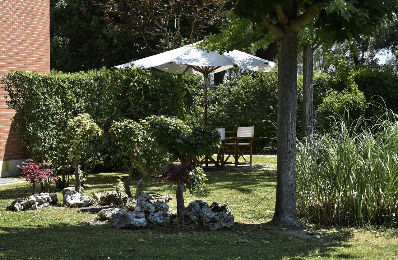 Db Villas Le Ville Del Lido Resort Lido di Venezia Exterior foto