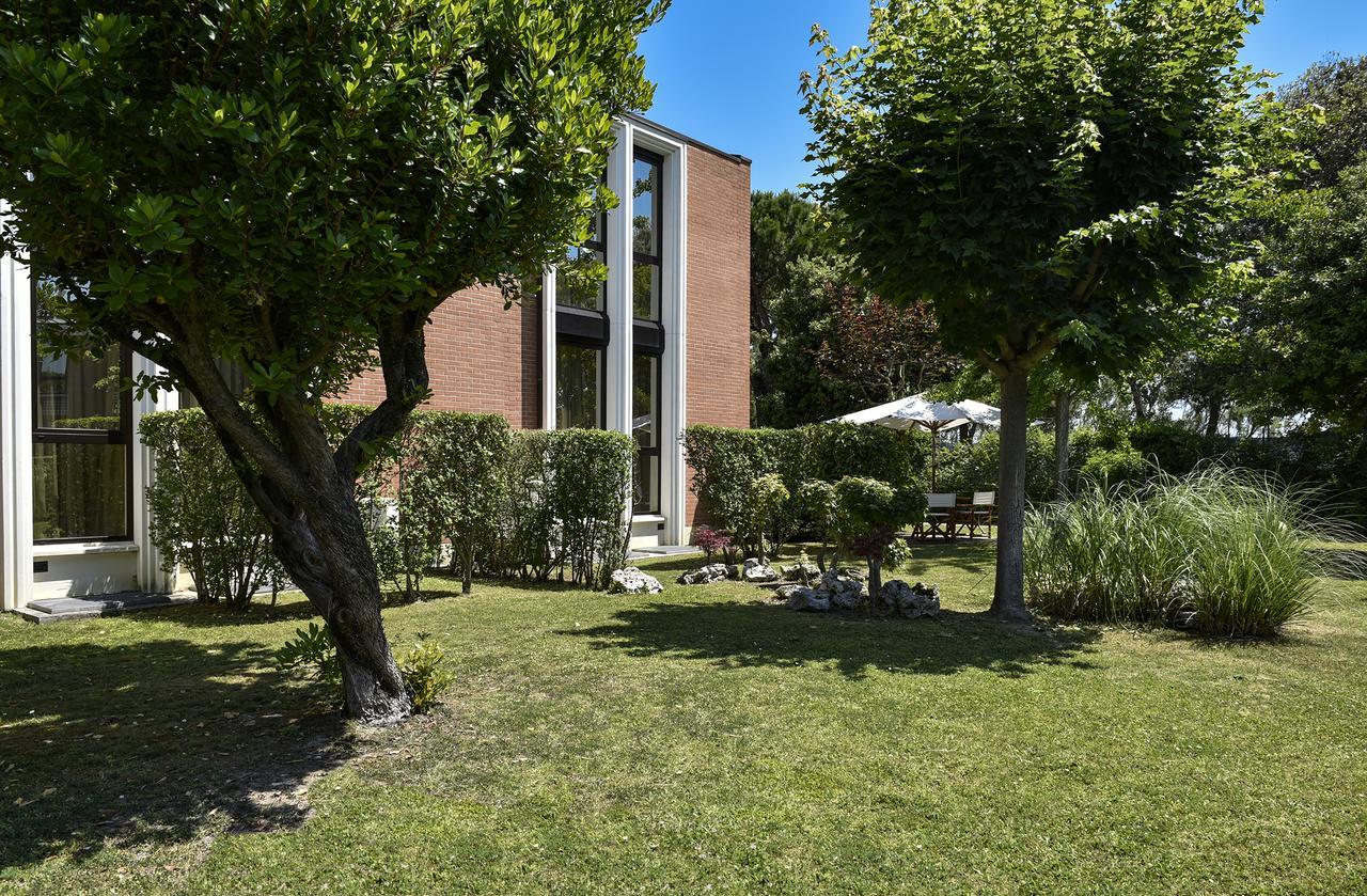 Db Villas Le Ville Del Lido Resort Lido di Venezia Exterior foto